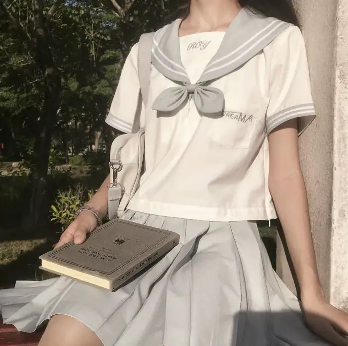 忧郁小女孩
